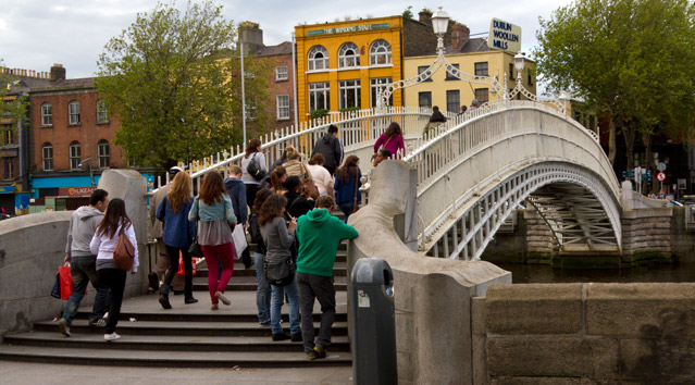 puente Ha'Penny Bridge Dublin